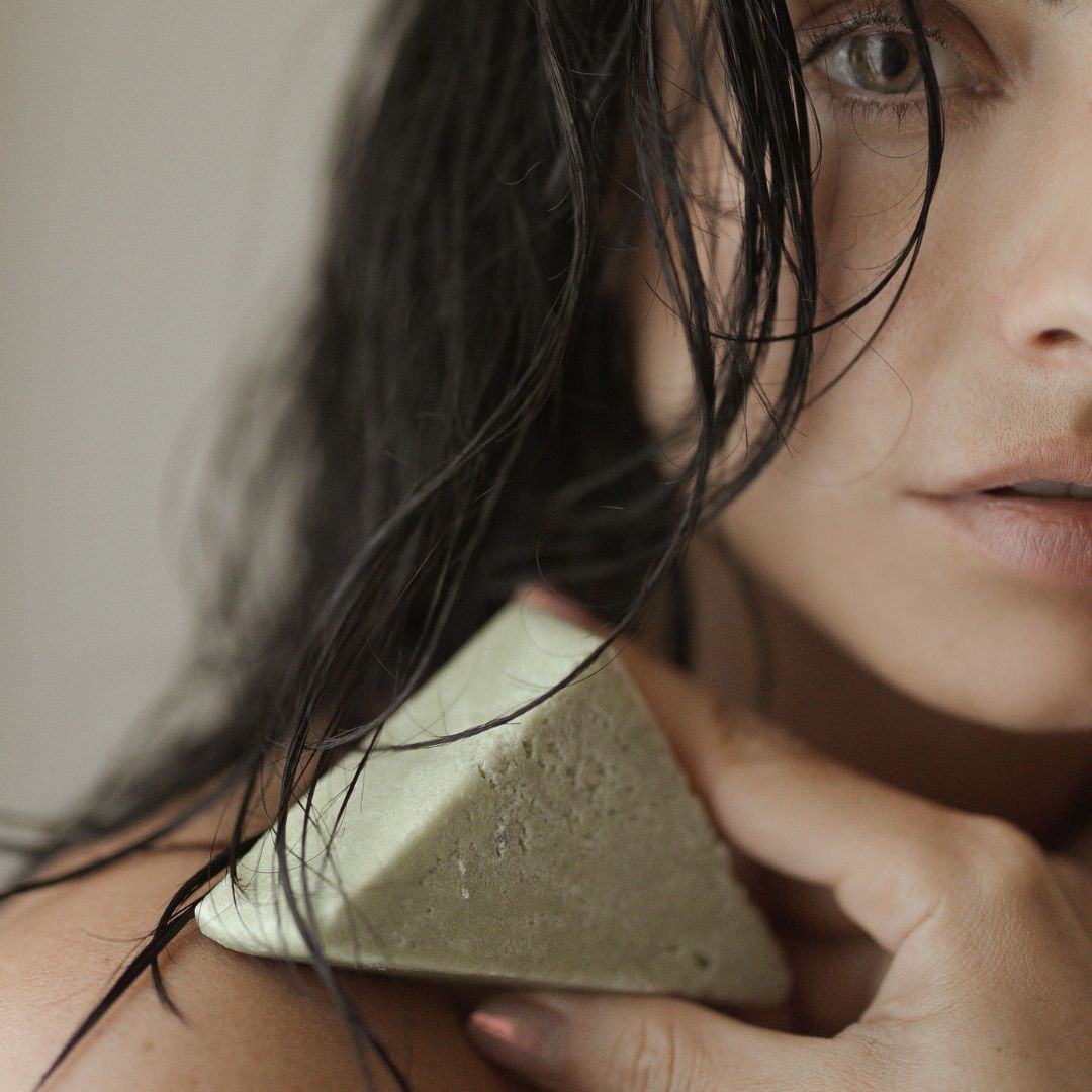 Aislinn Derbez AMAI Natural hair loss shampoo