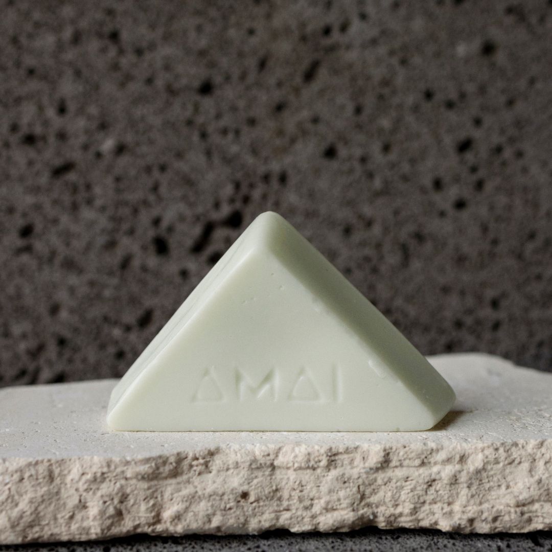 Natural bar conditioner for weak hair that falls out