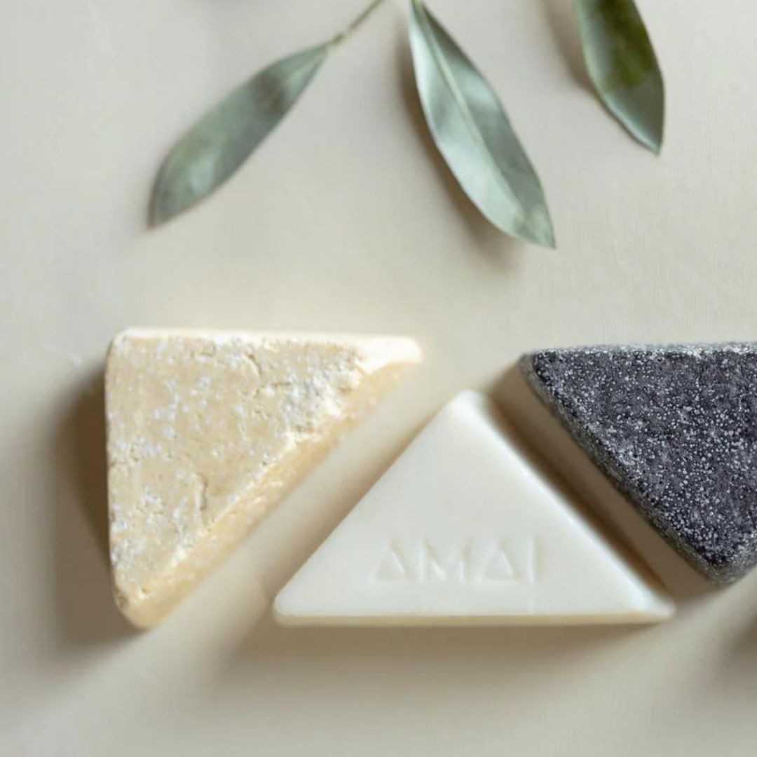 Natural cosmetic shampoo bar
